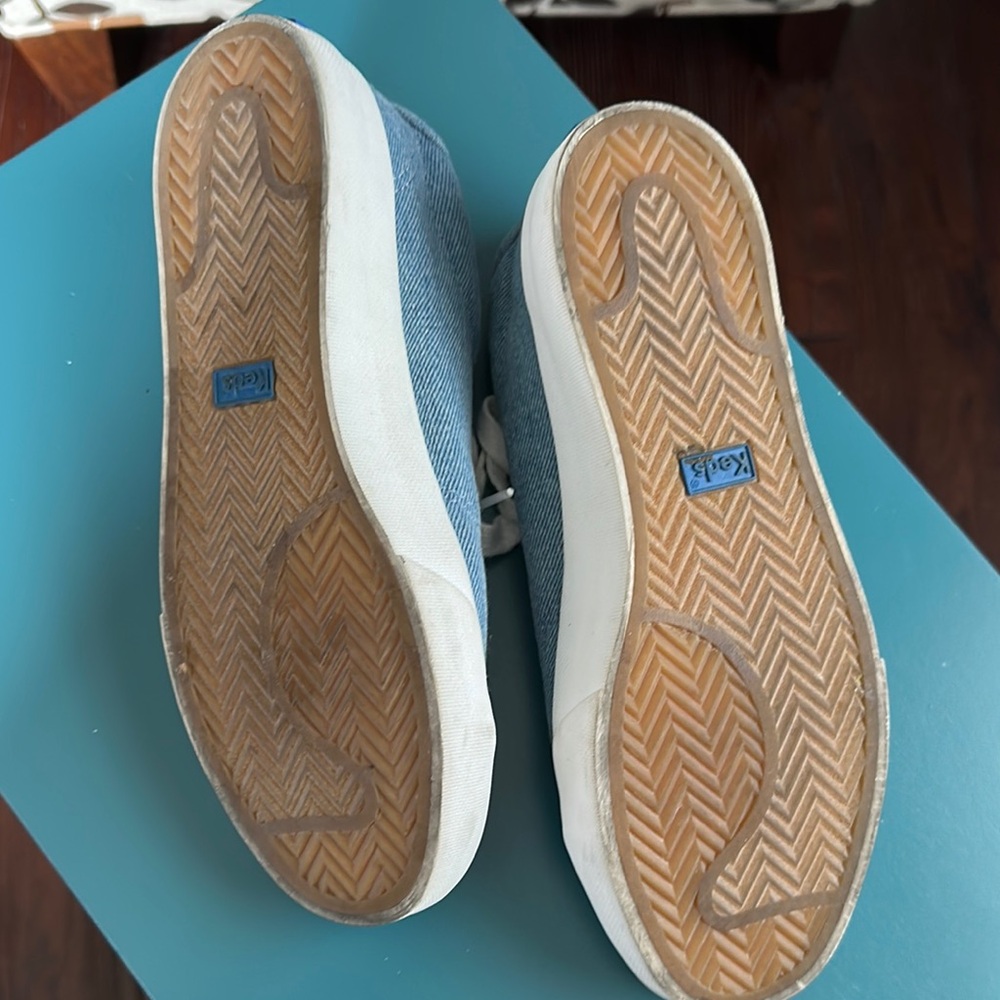 Women’s Keds Denim Blue Canvas Sneakers - Picture 6 of 6